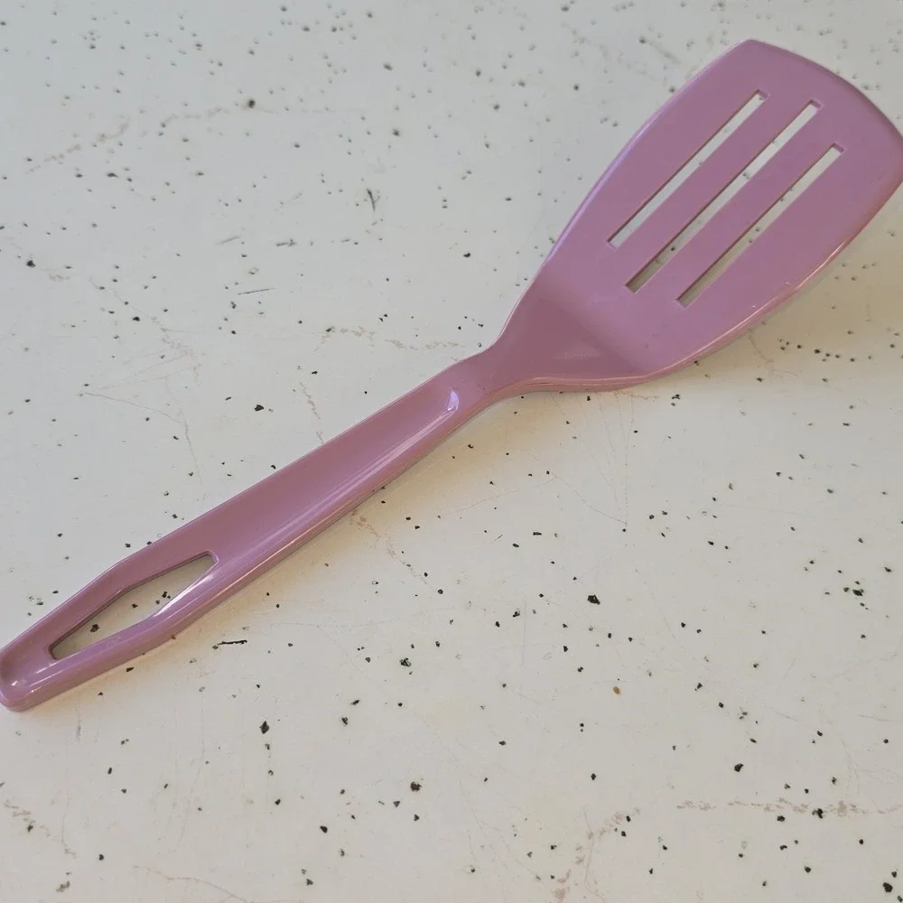 Vintage King Kraft Mauve Pink Nylon Plastic 3 Slot Spatula Cottagecore Cabin